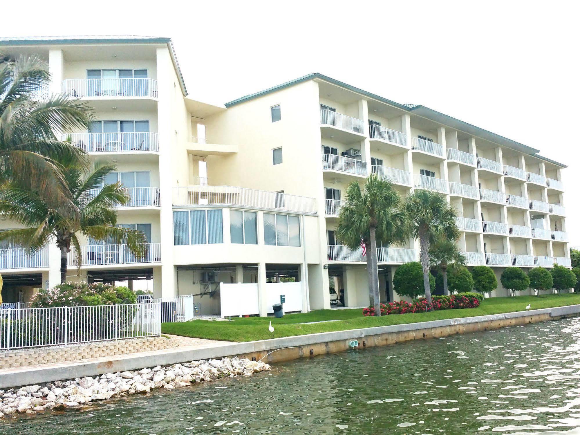 Boca Ciega Resort By Travel Resort Services St. Petersburg Exterior photo